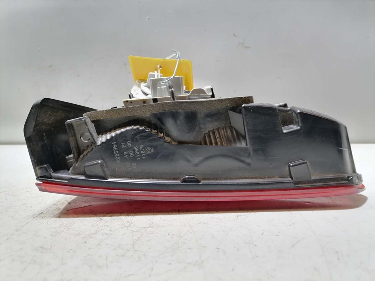 VW Touran 2 original R&uuml;cklicht R&uuml;ckleuchte Schlussleuchte innen links Bj.2017